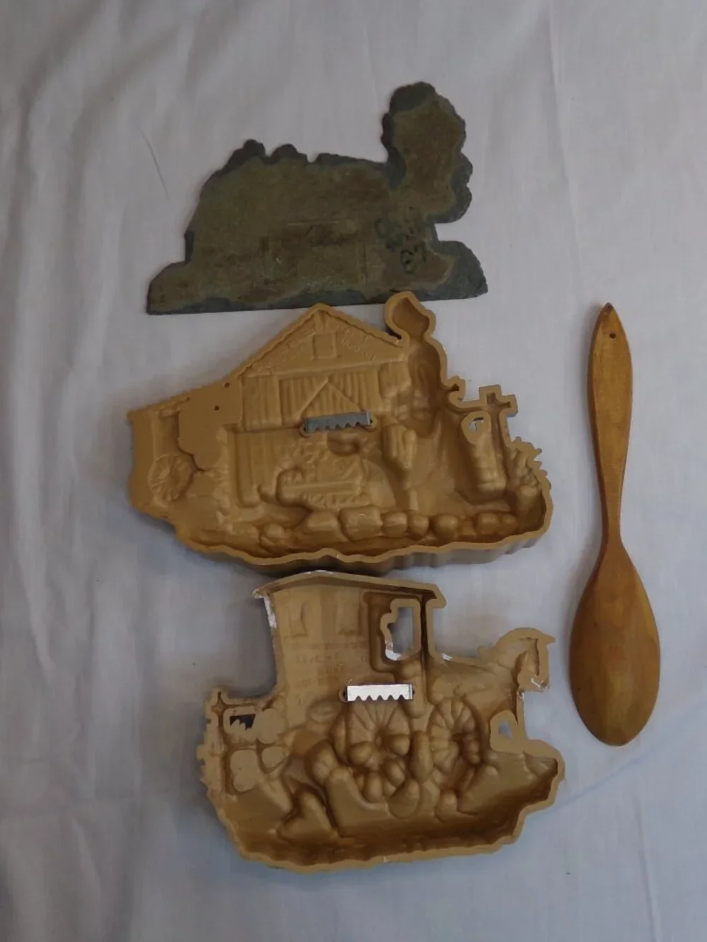 Amish Country Wall Hangings Decor Plaques Wooden Spoon